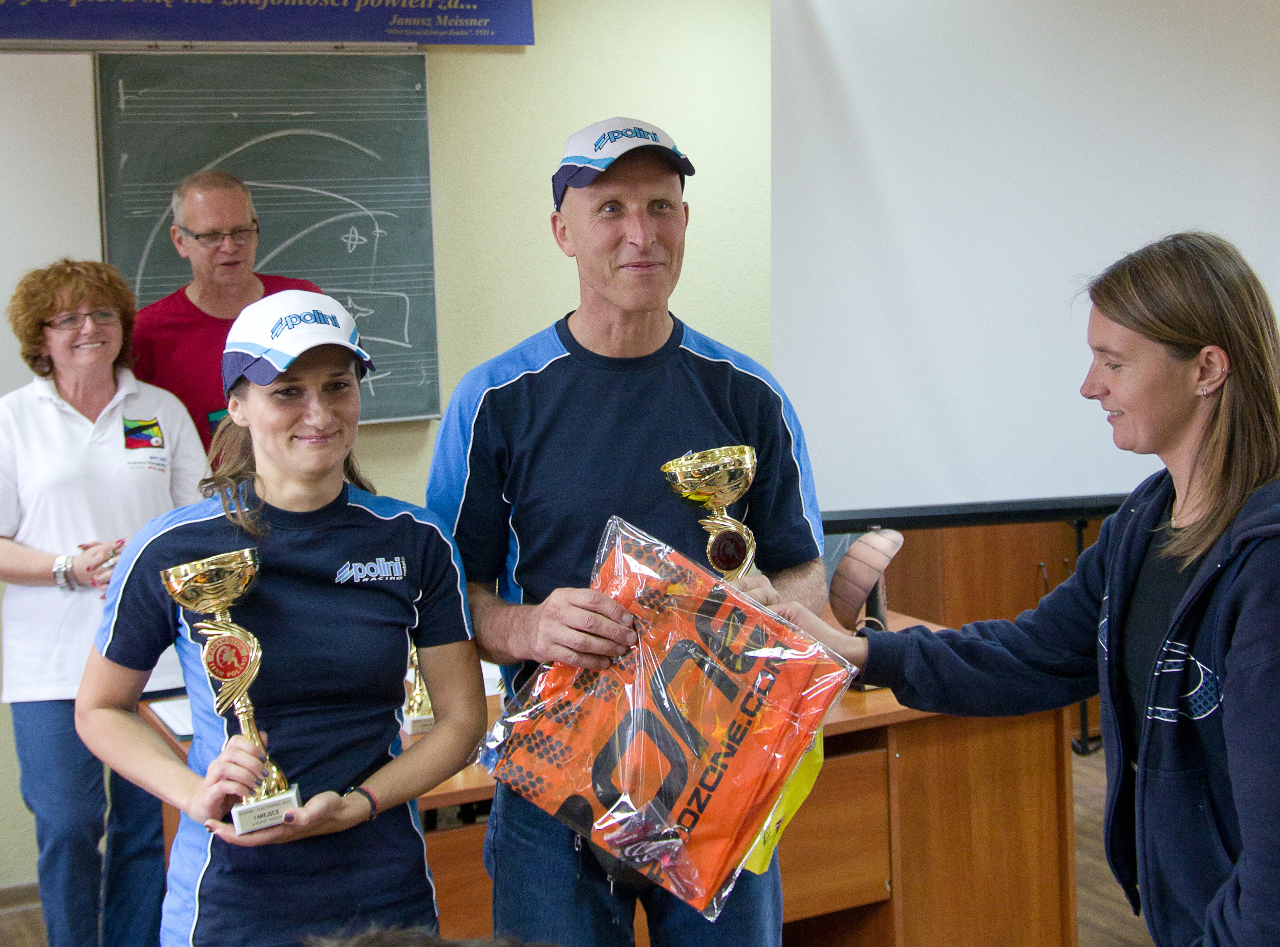 imgp2409_2500